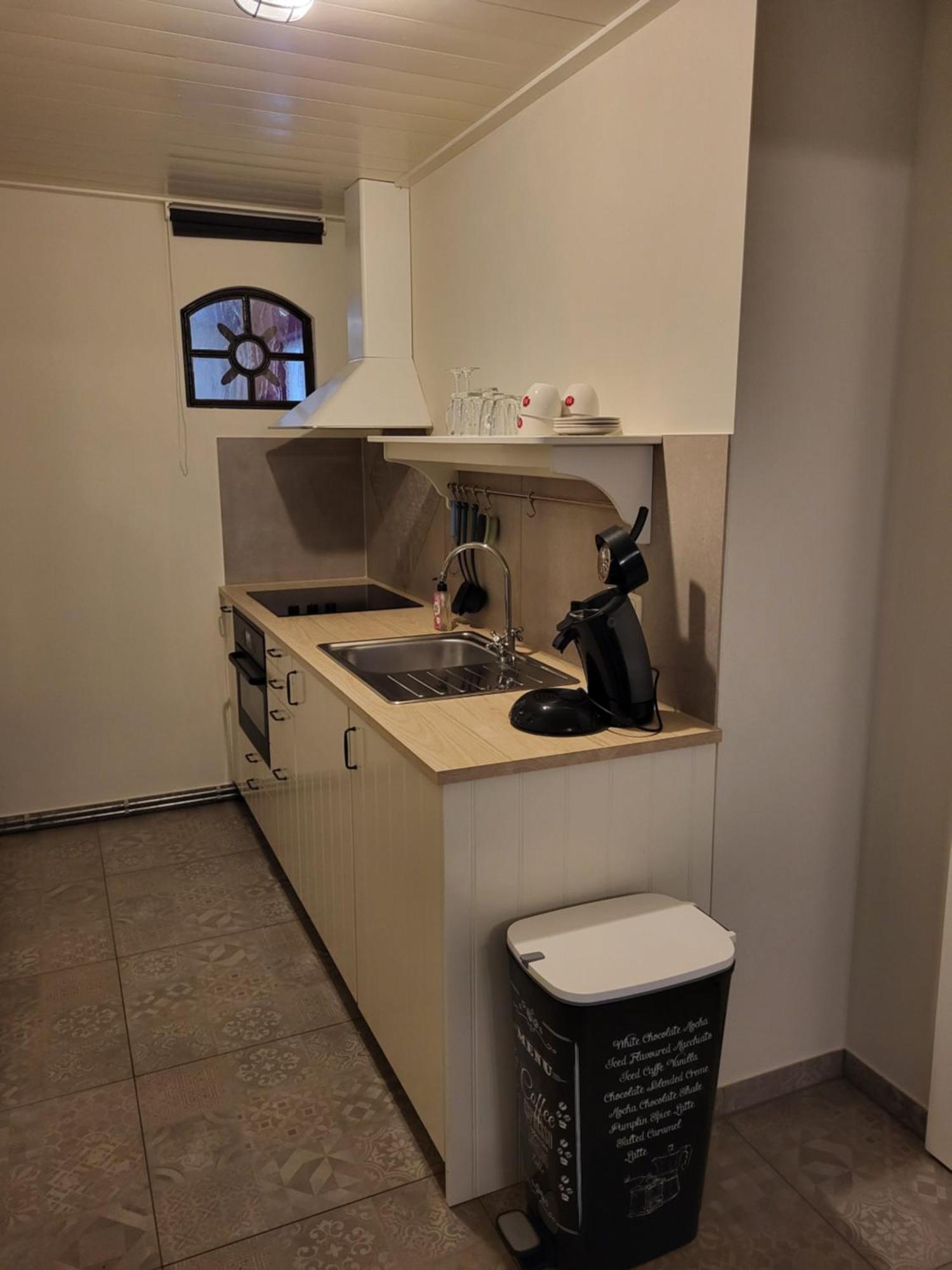 De Turfstaeker Acomodação com café da manhã Ospel Exterior foto