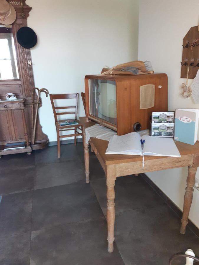 De Turfstaeker Acomodação com café da manhã Ospel Exterior foto